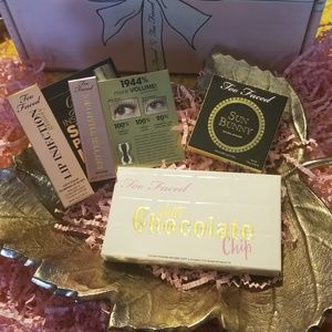 🍪White Chocolate chip eyeshadow palette 4 set